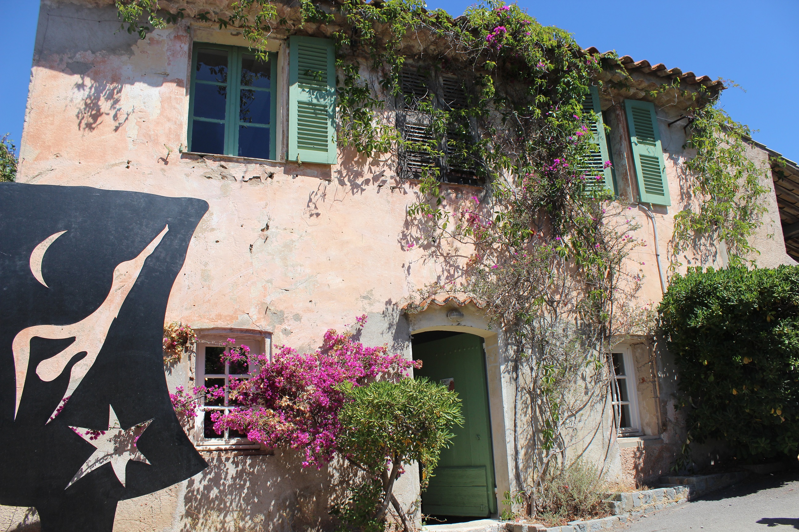 widok na Saint-Tropez