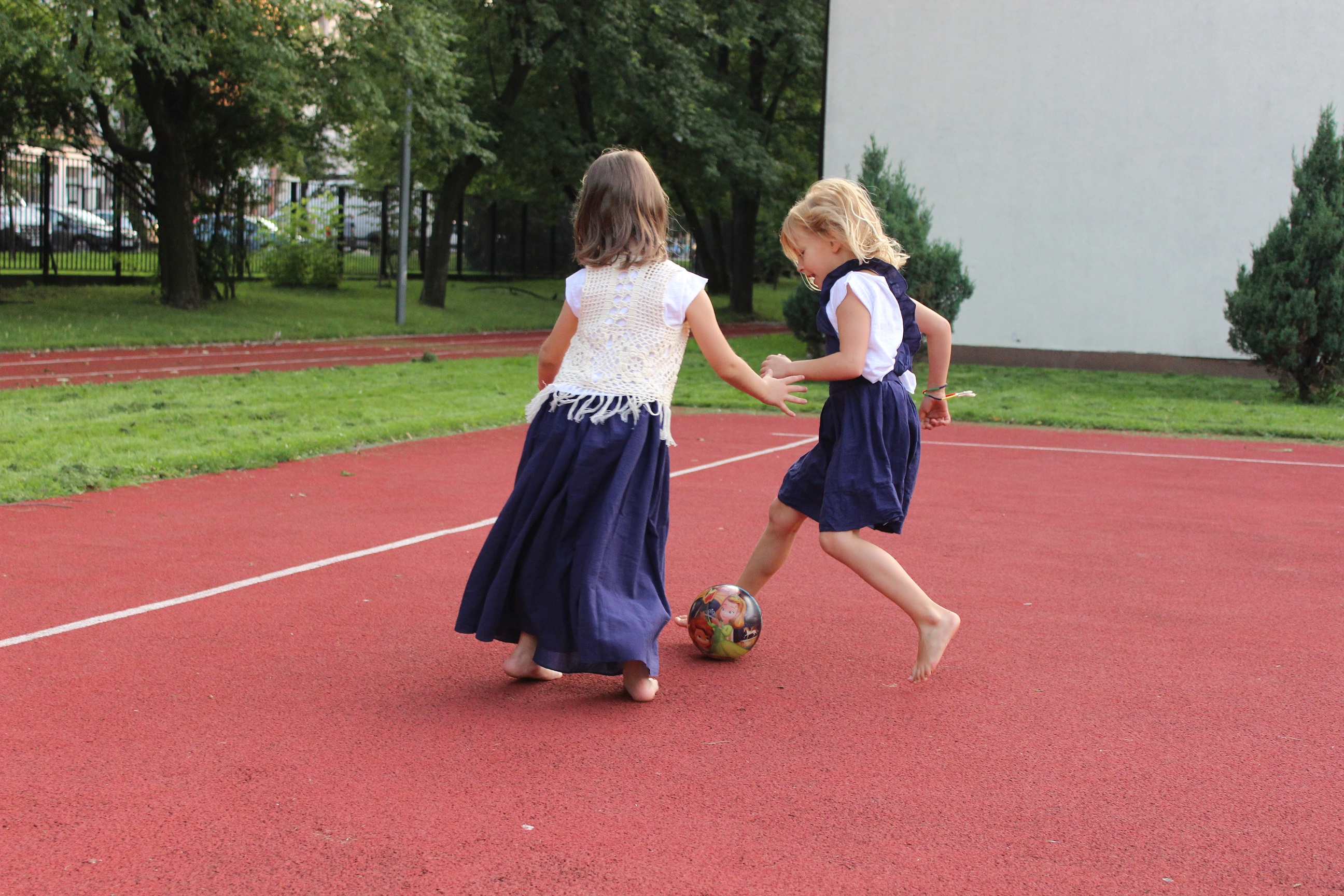 piłka nożna i dziewczyny