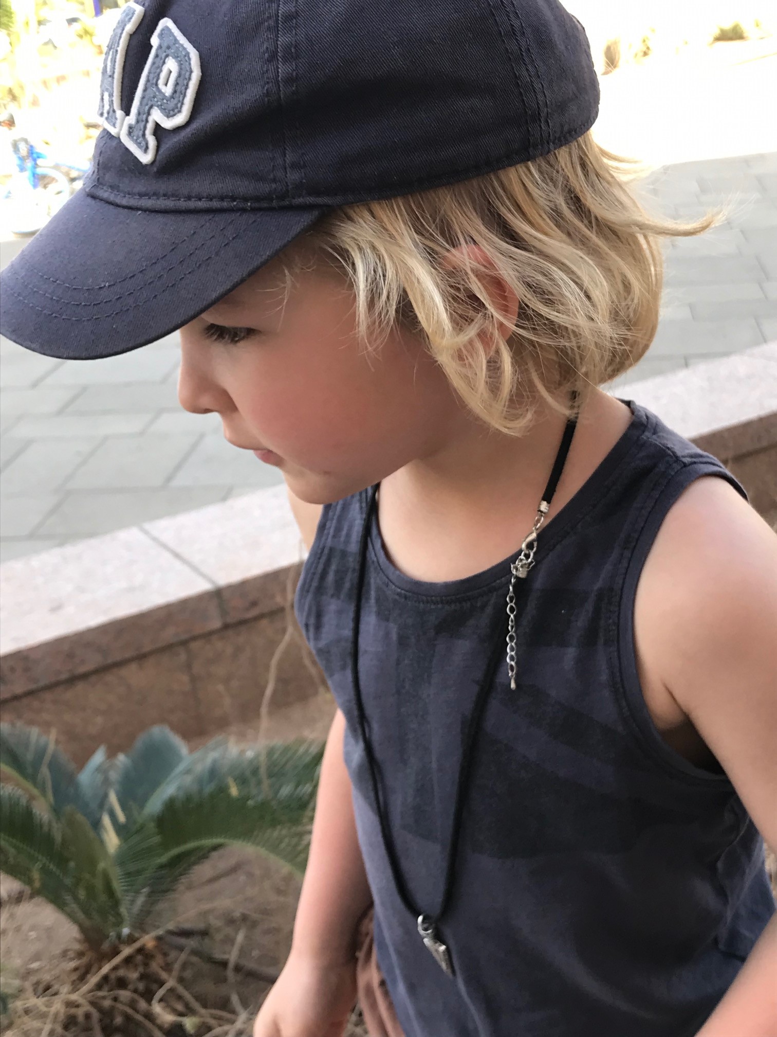 chlopiec wakacje izrael