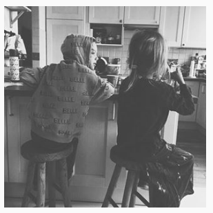 Bianka w dlugiej spodnicy