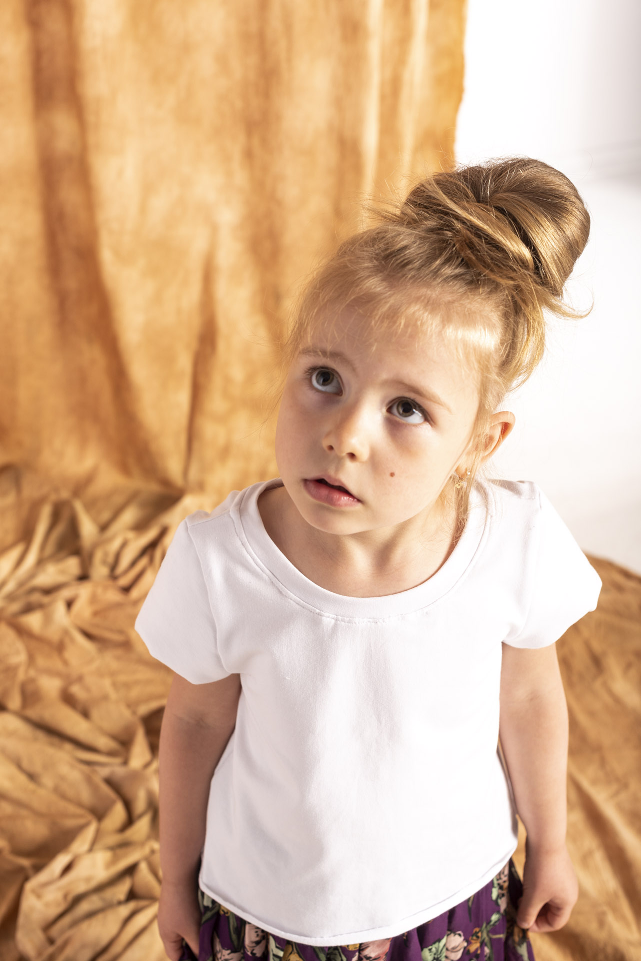 biała bluzeczka dla dziewczynki