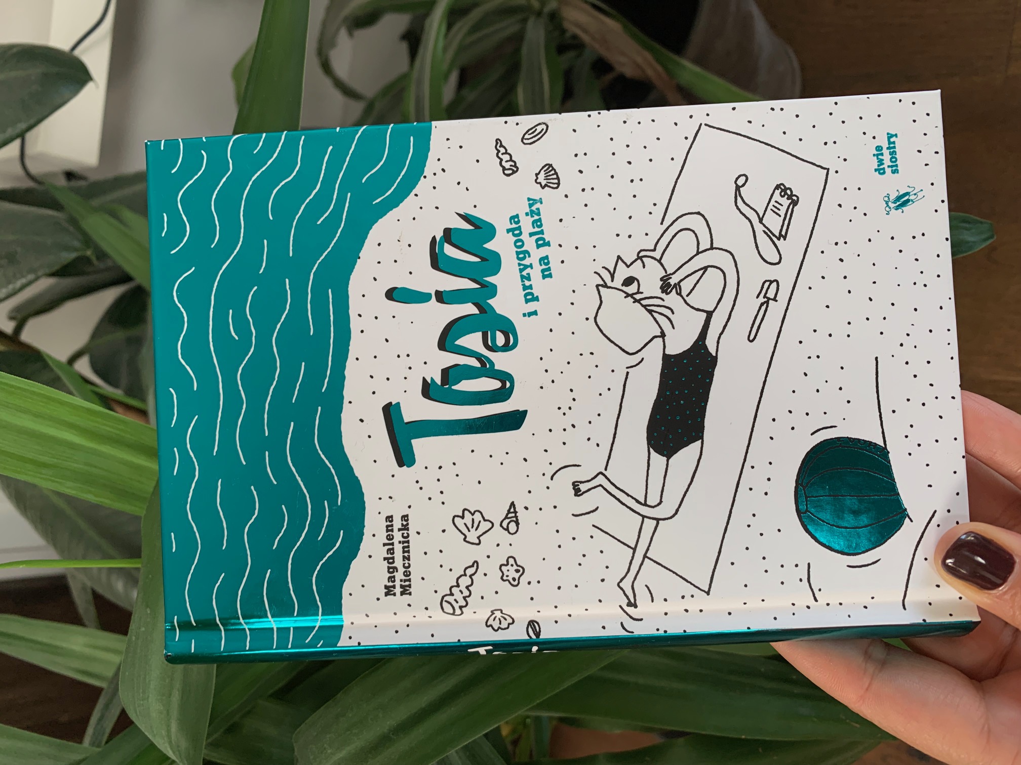 tosia i przygoda na plaży