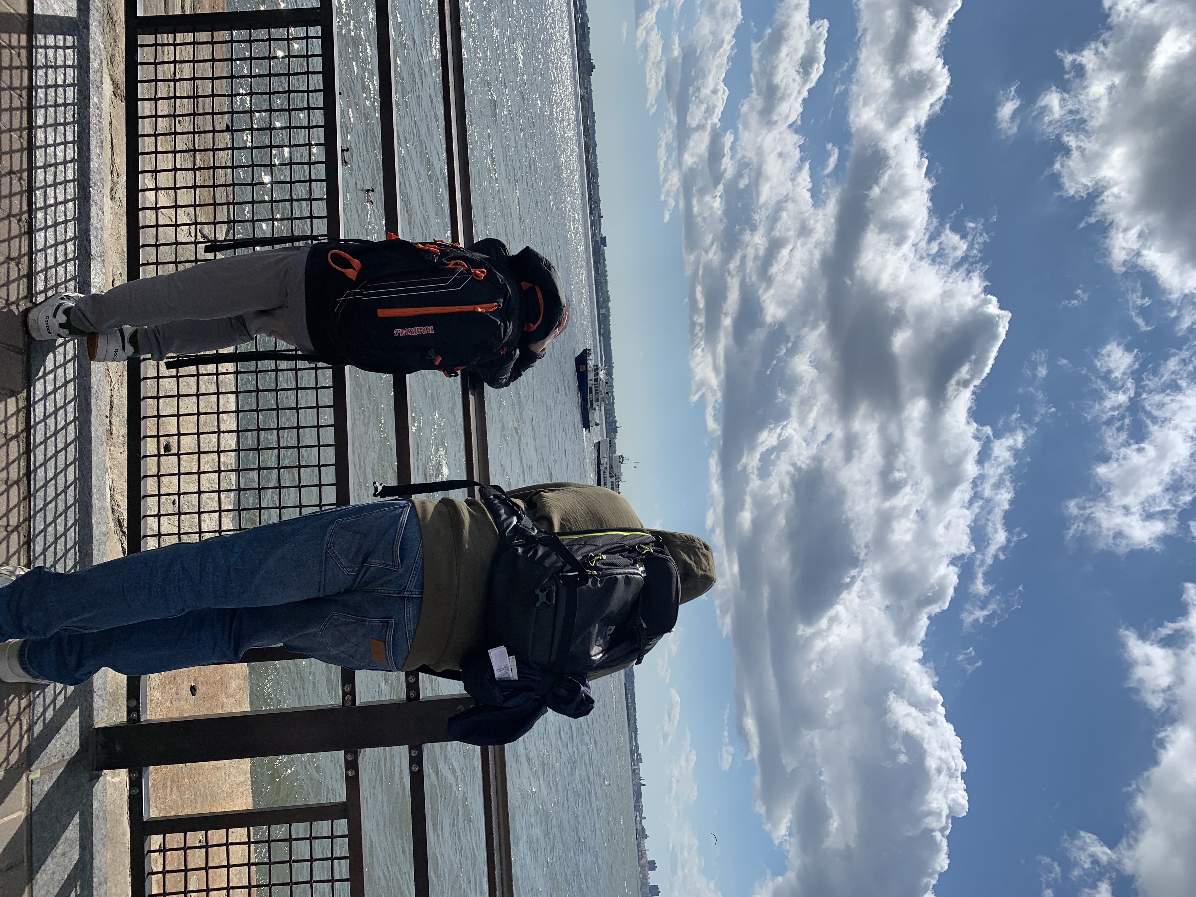 widok na Manhattan z Liberty Island