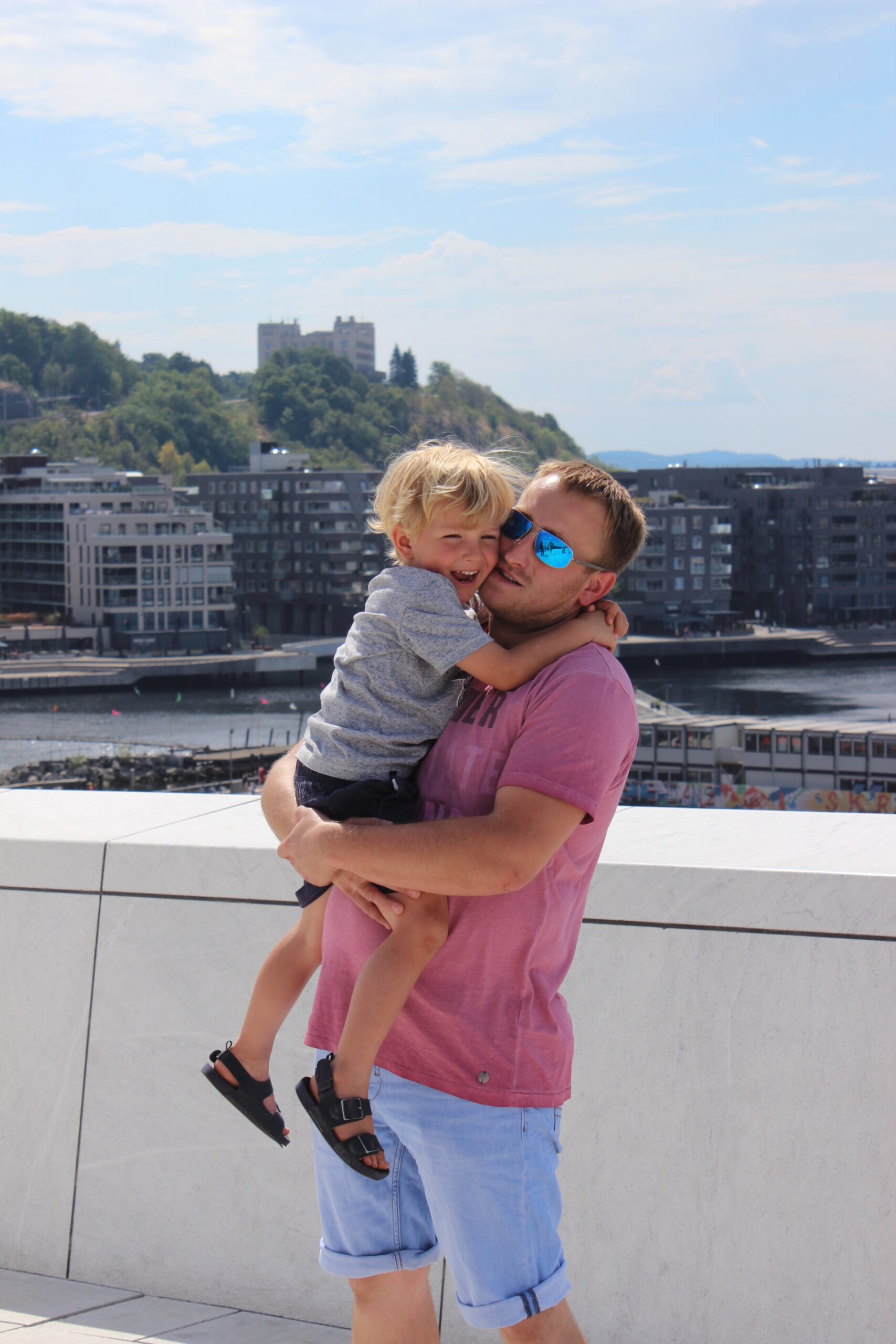 Tata i synek w Oslo