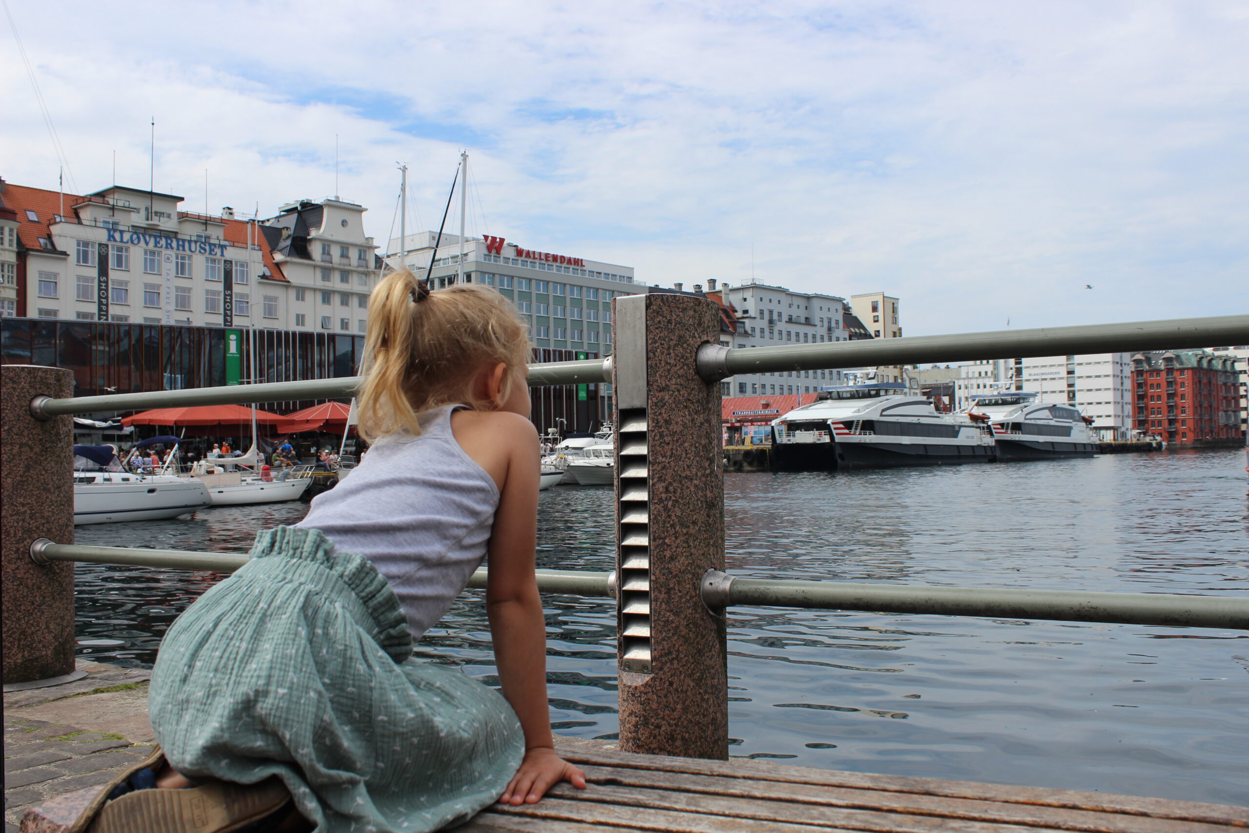 dziewczynka w Bergen