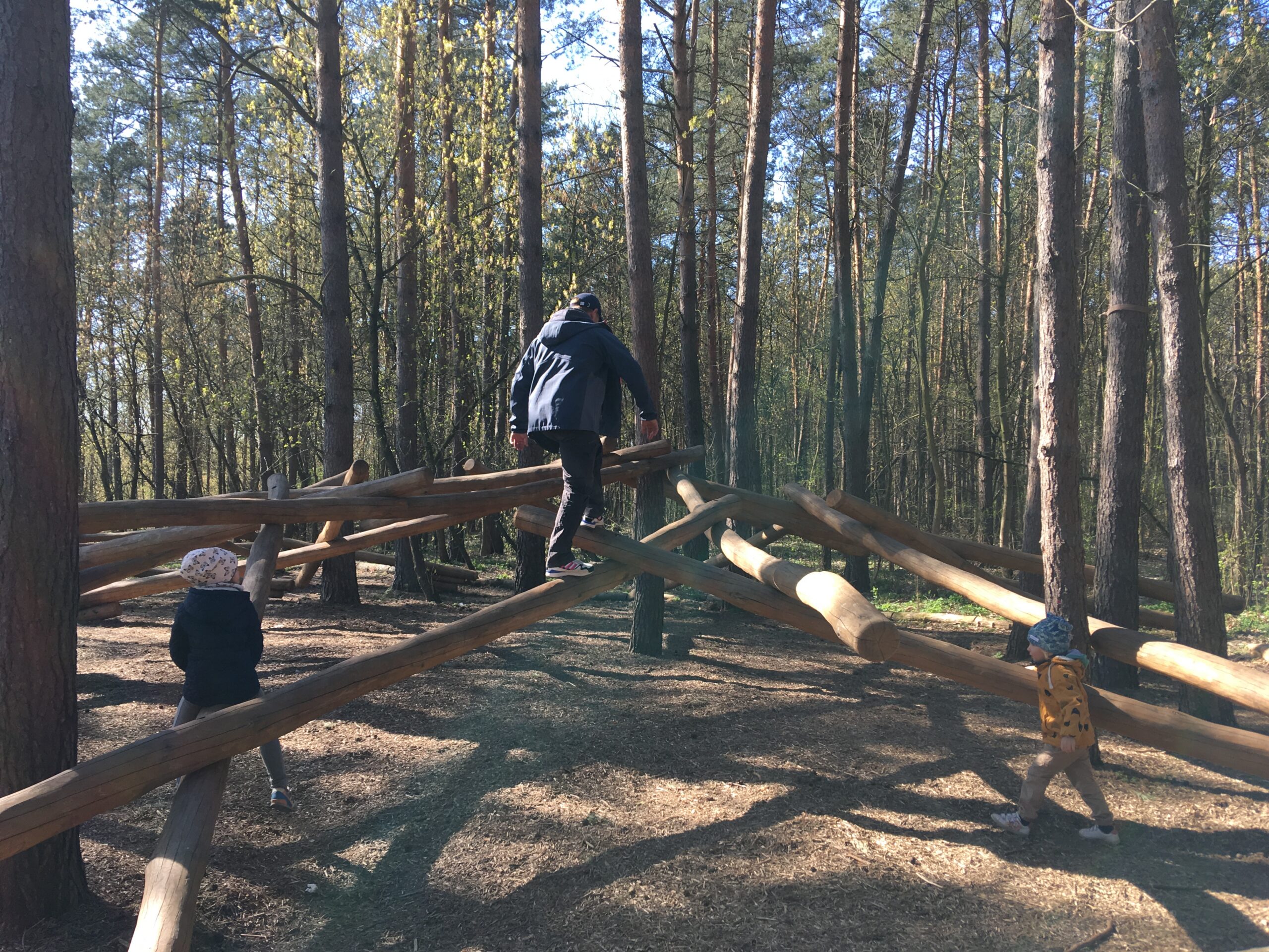 naturalny plac zabaw pomiechowek